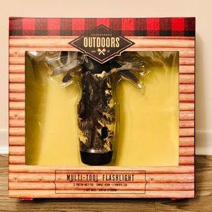 SaddleBred Outdoors Gear Up Multi-tool Flashlight